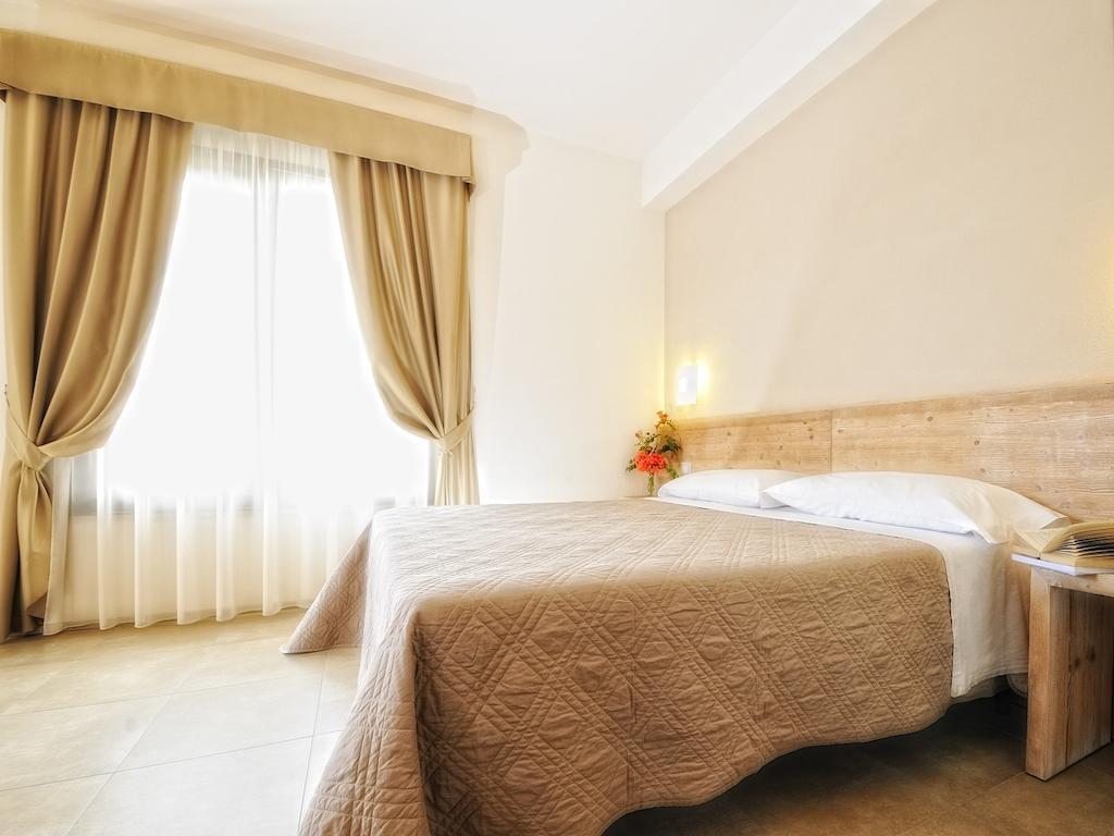 B&B Le Cale Santa Maria Navarrese Rum bild